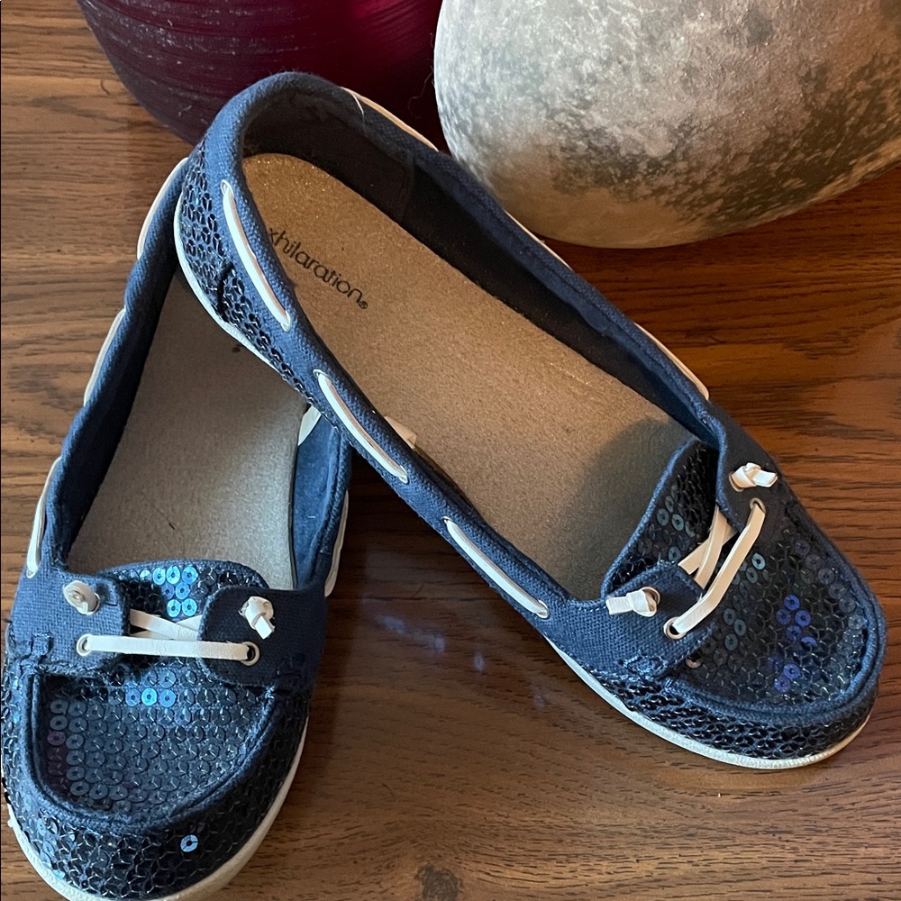 Xhilaration Navy Sequin Boat Shoes w White leather laces Comfy SZ 8 EUC - Picture 10 of 10